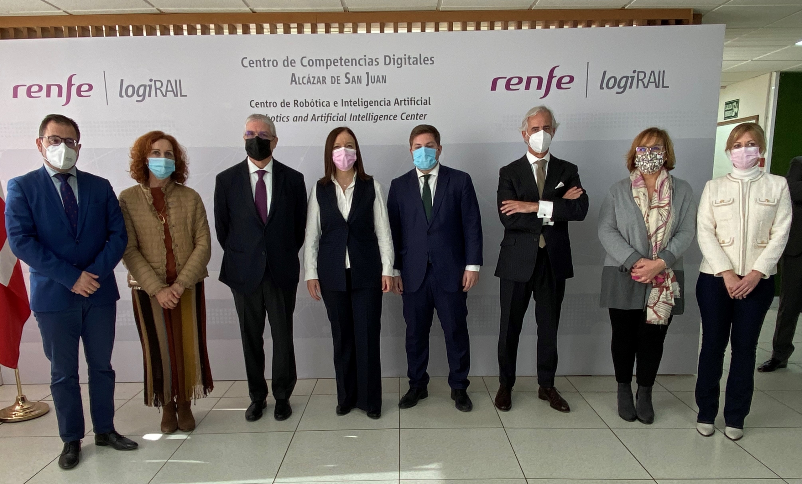 La alcaldesa, el Consejero de Fomento y el presidente de Renfe auguran un “renacimiento ferroviario” para Alcázar
