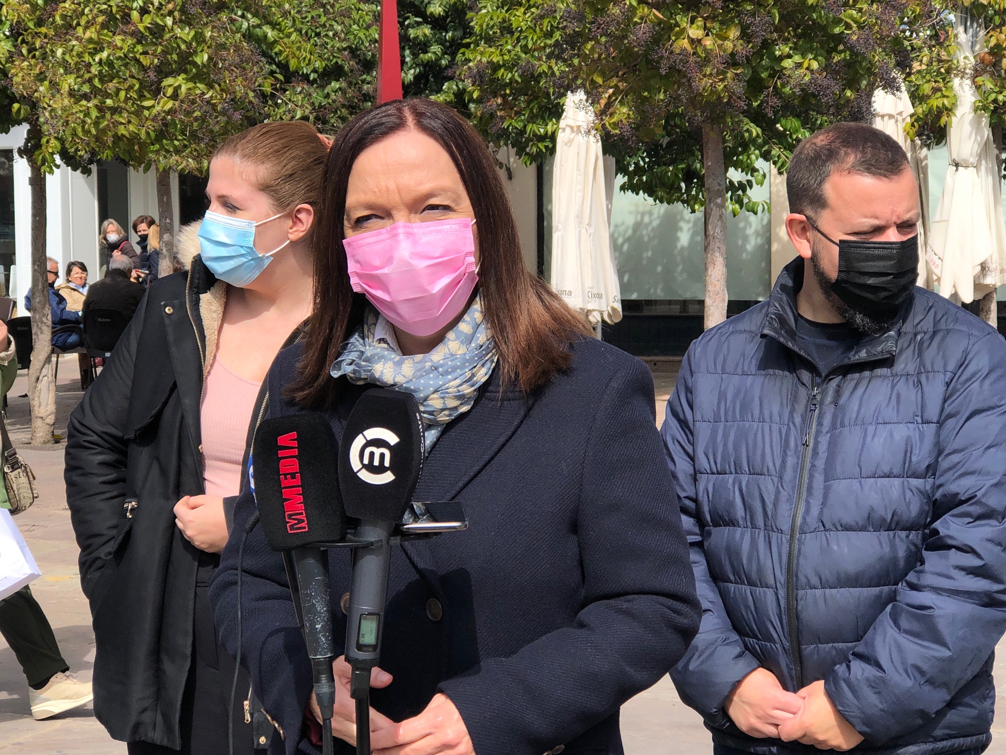 Alcázar participa en la concentración silenciosa de cinco minutos convocada por la FEMP