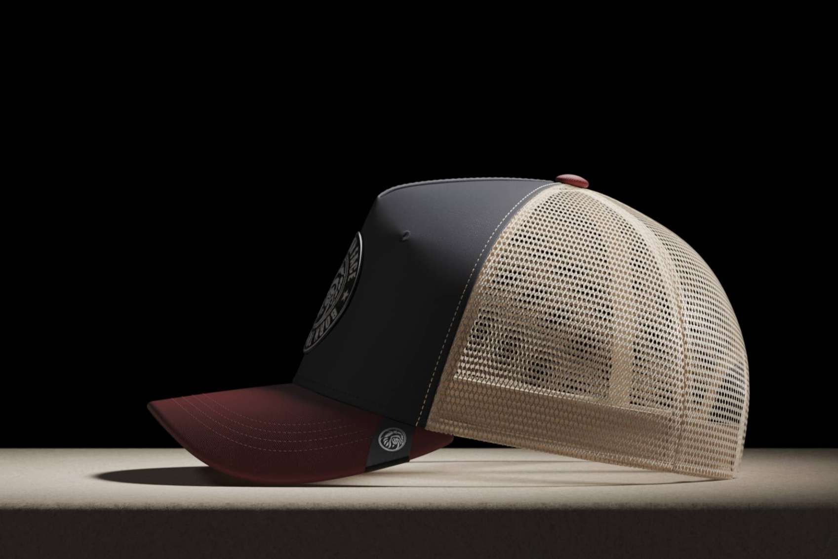 Las gorras trucker de The Indian Face y su éxito