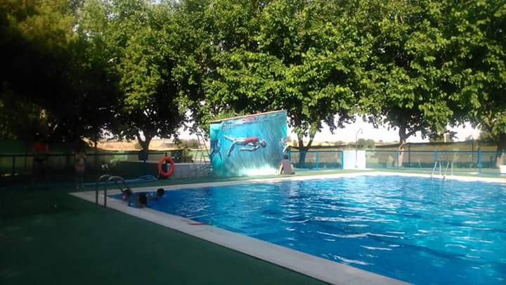 El Ayuntamiento de Alcázar pone en licitación pública la gestión, mantenimiento y explotación de la Piscina Municipal en Alameda de Cervera
