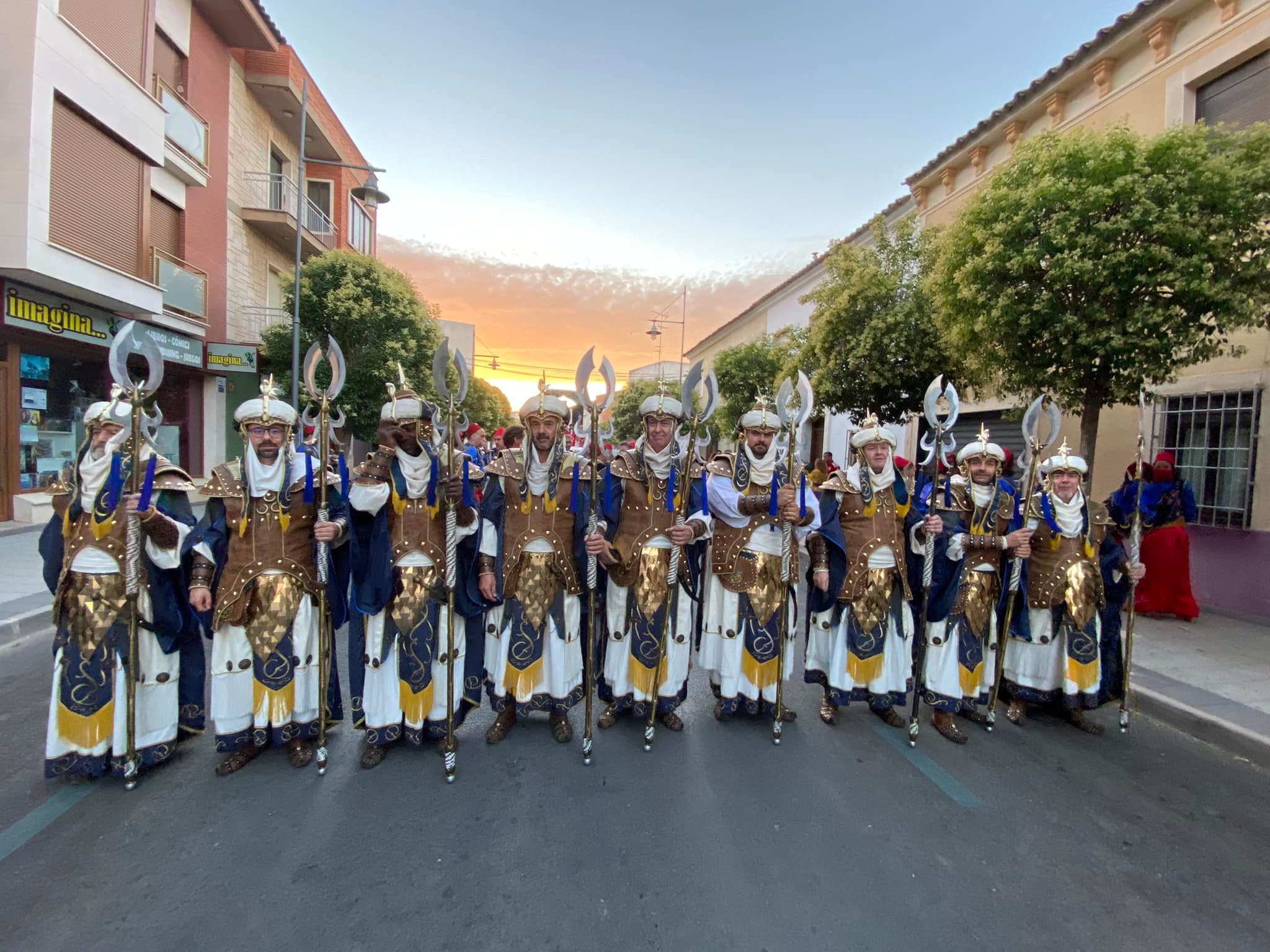 Concluyen con gran éxito las Fiestas de Moros y Cristianos