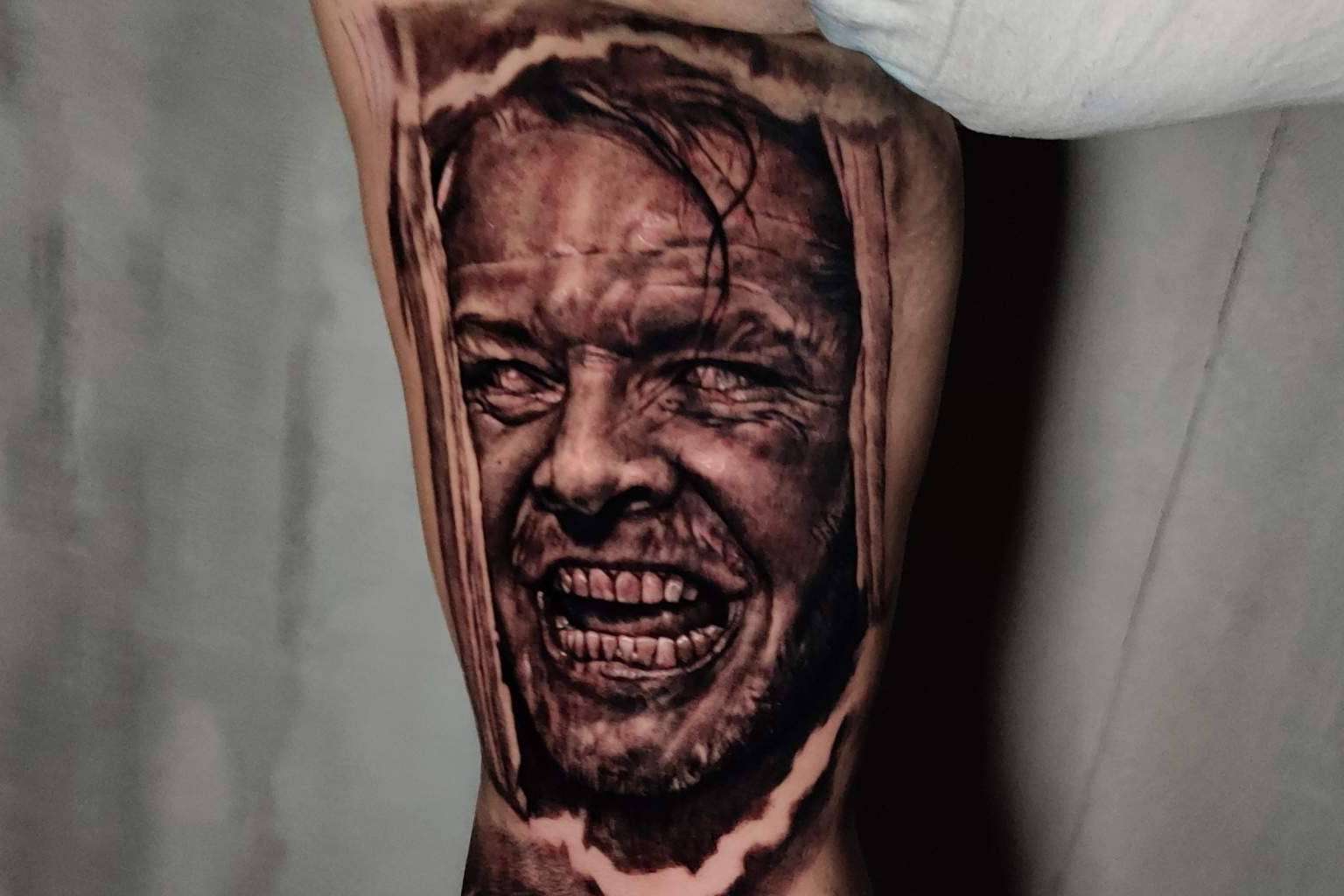 Jose Piñeiro Corvo diseña tatuajes de moda
