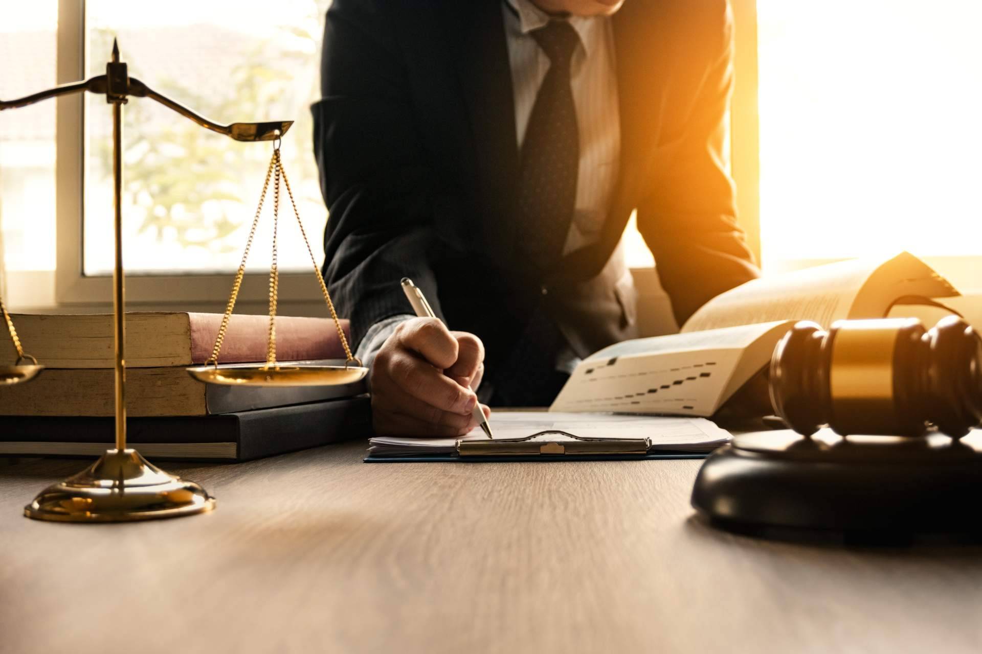 El despacho experto en extranjería con más de 20 años de experiencia, PFBERNAL Abogados