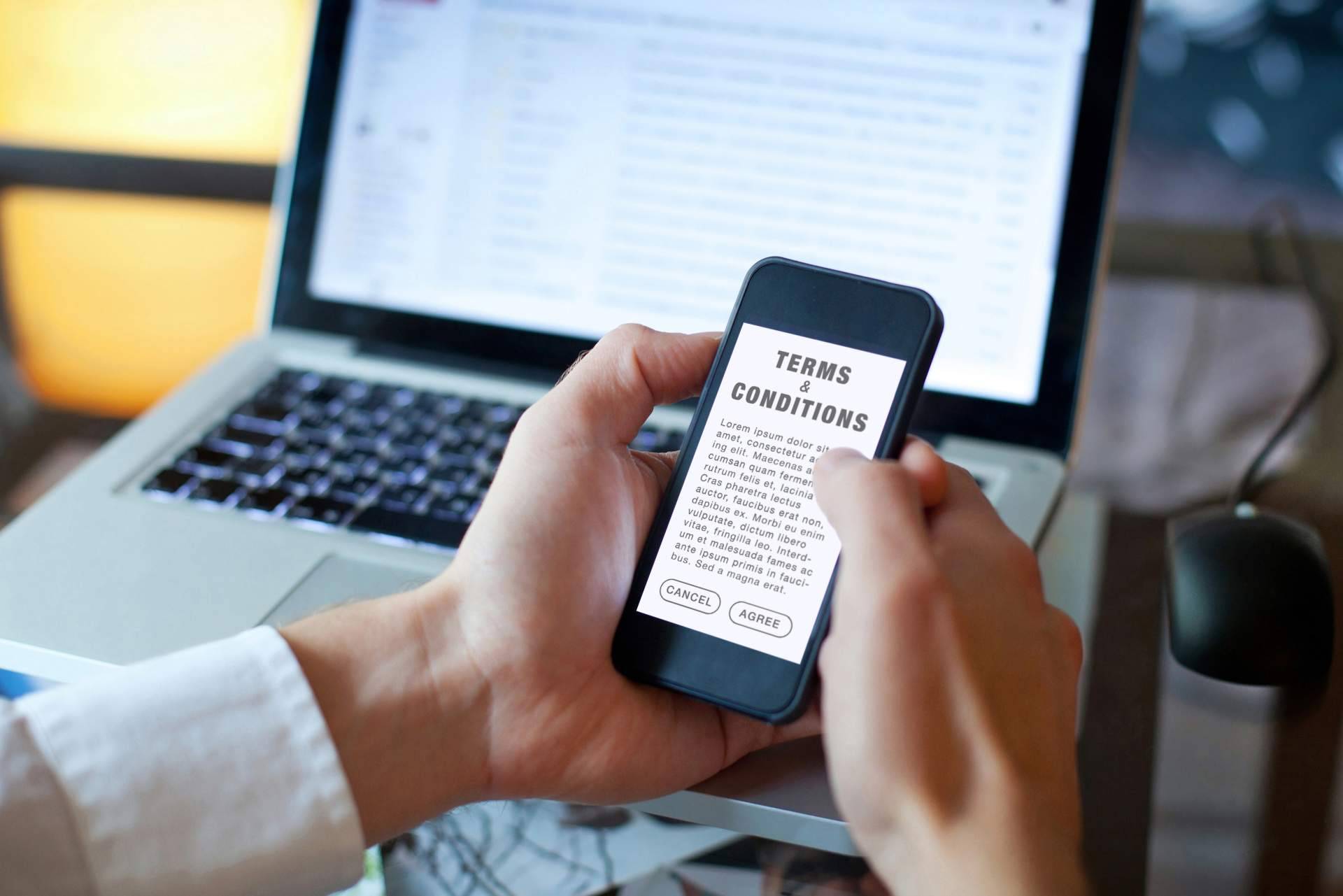 Lex Program ayuda a crear texto legal en página web