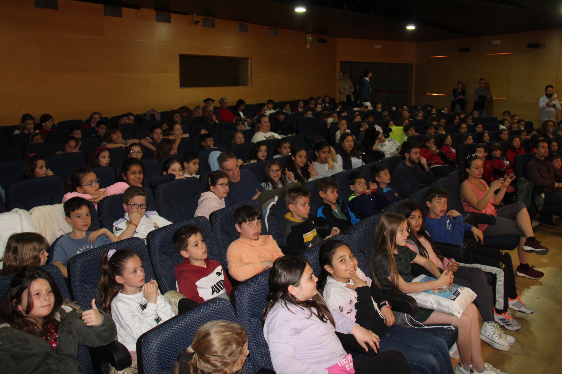 Escolares de Alcázar de San Juan participan en el programa “Los pequeños gigantes de la lectura” cuya final tendrá lugar en la Feria del Libro de Madrid