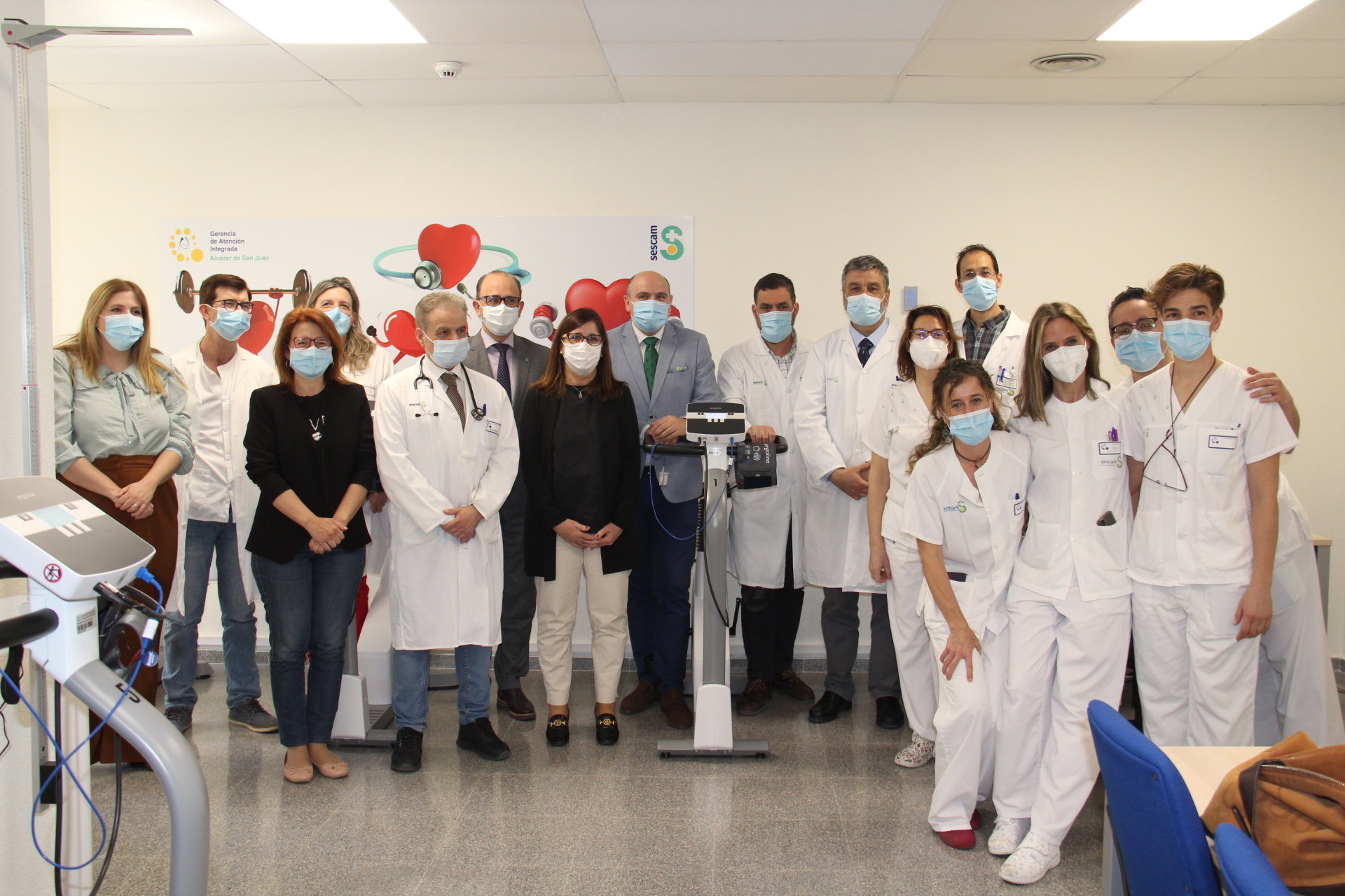 La directora gerente del SESCAM inaugura las nuevas instalaciones de rehabilitación cardíaca del Hospital Mancha Centro