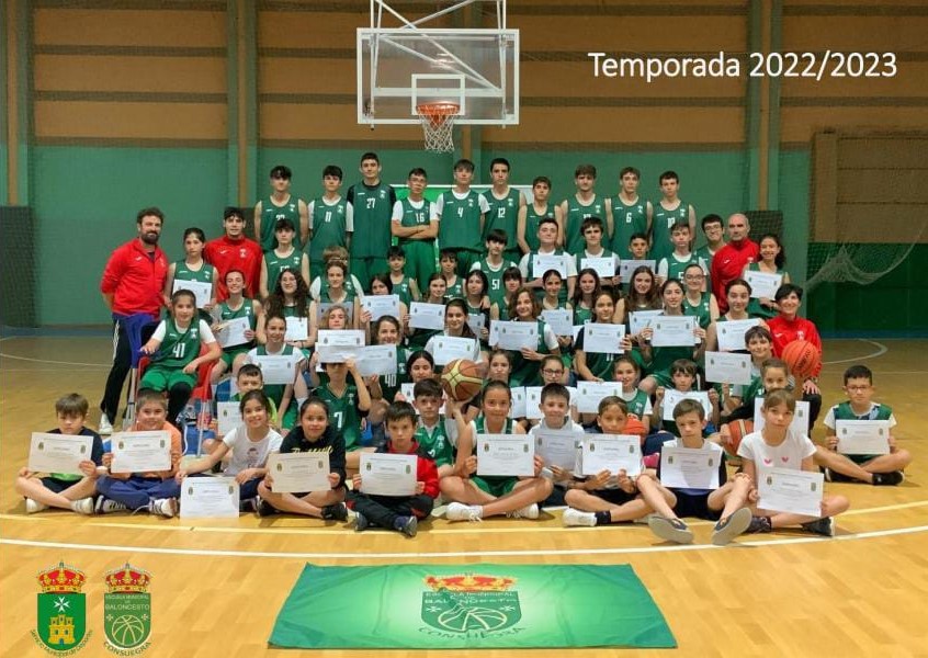 Acto de clausura de la Escuela Municipal de Baloncesto de Consuegra