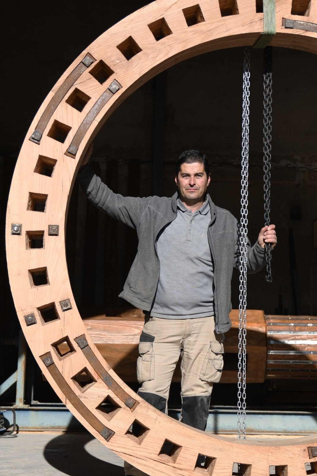 Vicente Casero, carpintero del Ayuntamiento de Alcázar de San Juan, laureado con el Premio de las Artes de la Construcción