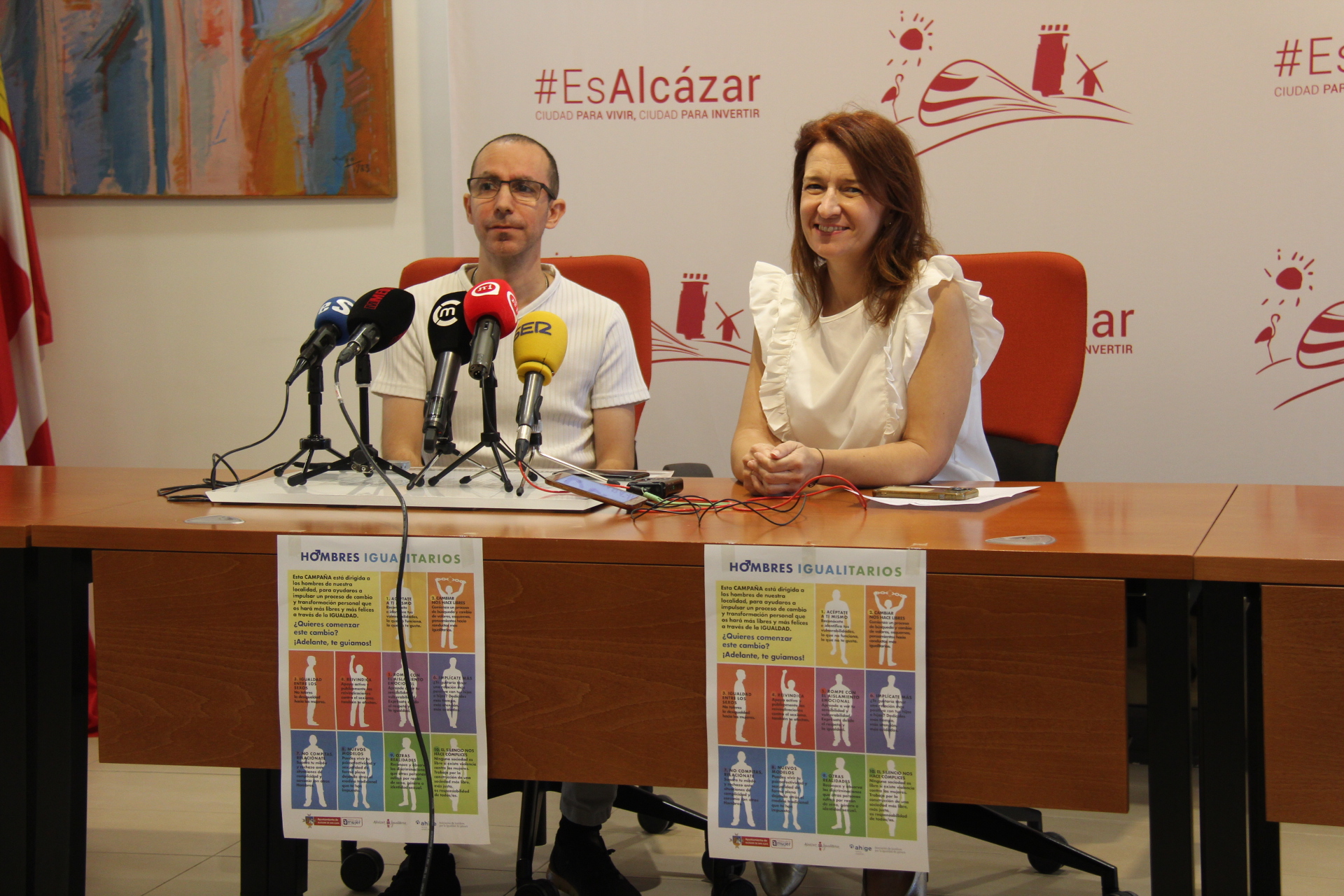 Presentación de la campaña ‘Hombres igualitarios’, decálogo para los hombres que se cuestionan la igualdad de los hombres y mujeres en la sociedad