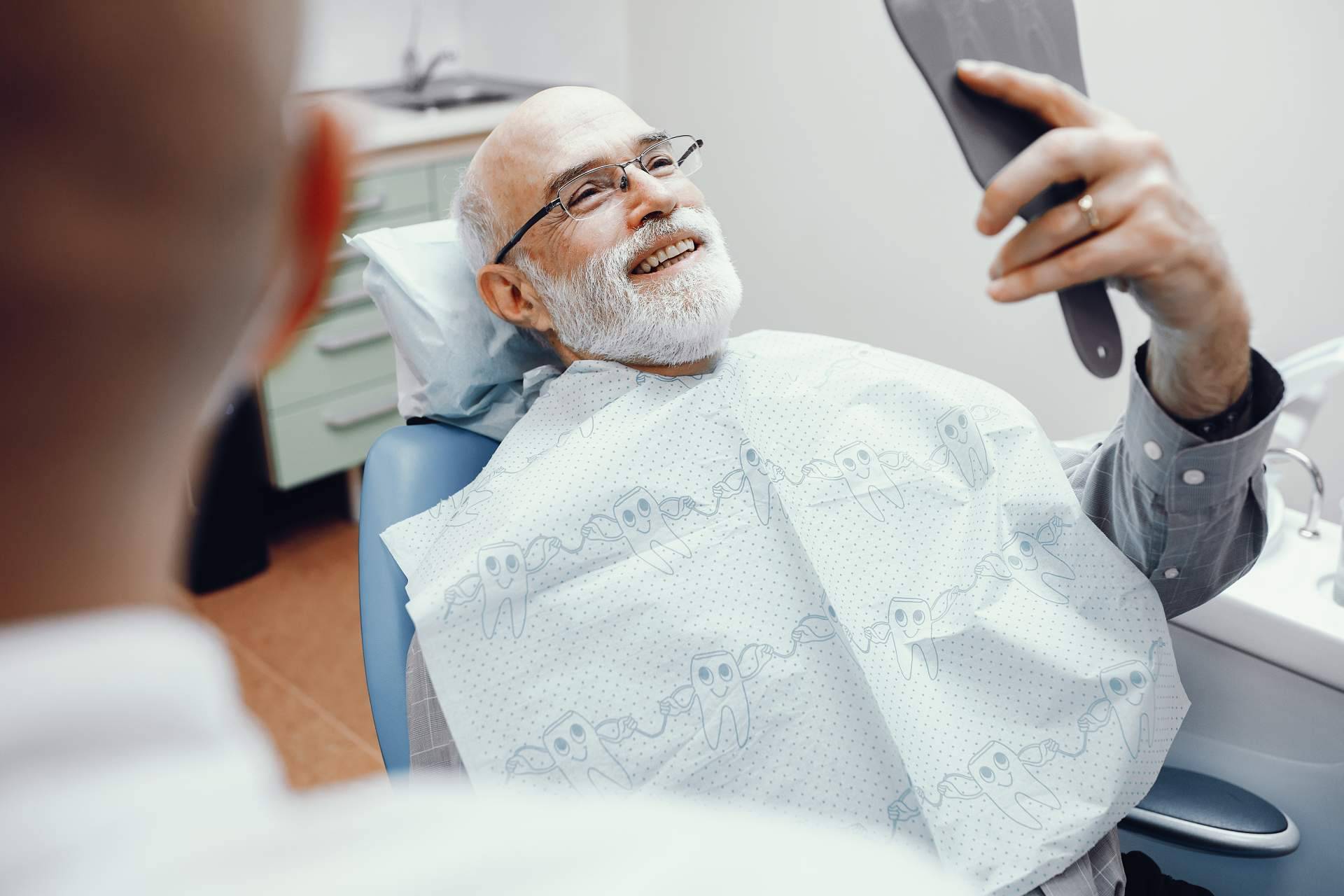 DeltaDent explica las ventajas de los implantes inmediatos