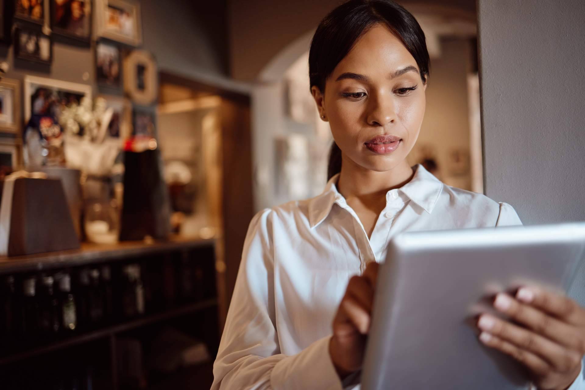 Uso de inteligencia artificial para crear menús digitales, con d'menu