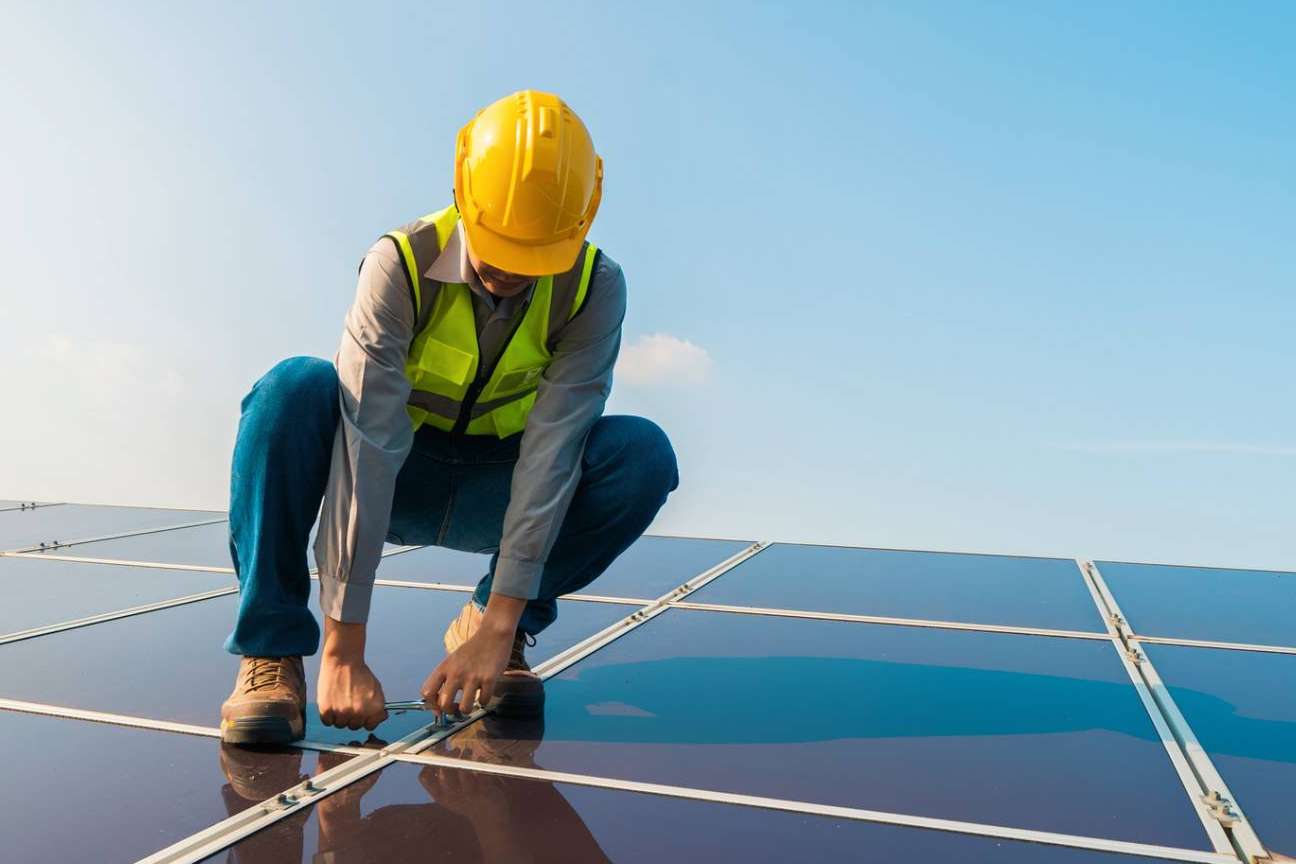 Vatios Verdes explica las ventajas de instalar paneles solares