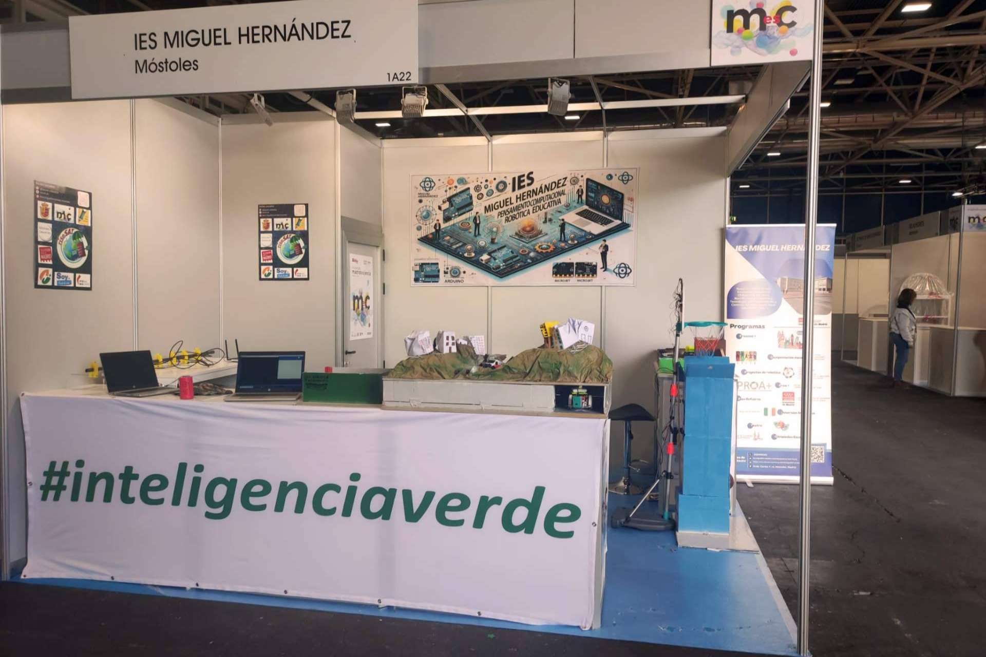 Ciudadenergía colabora con el IES Miguel Hernández de Móstoles en su aula de robótica