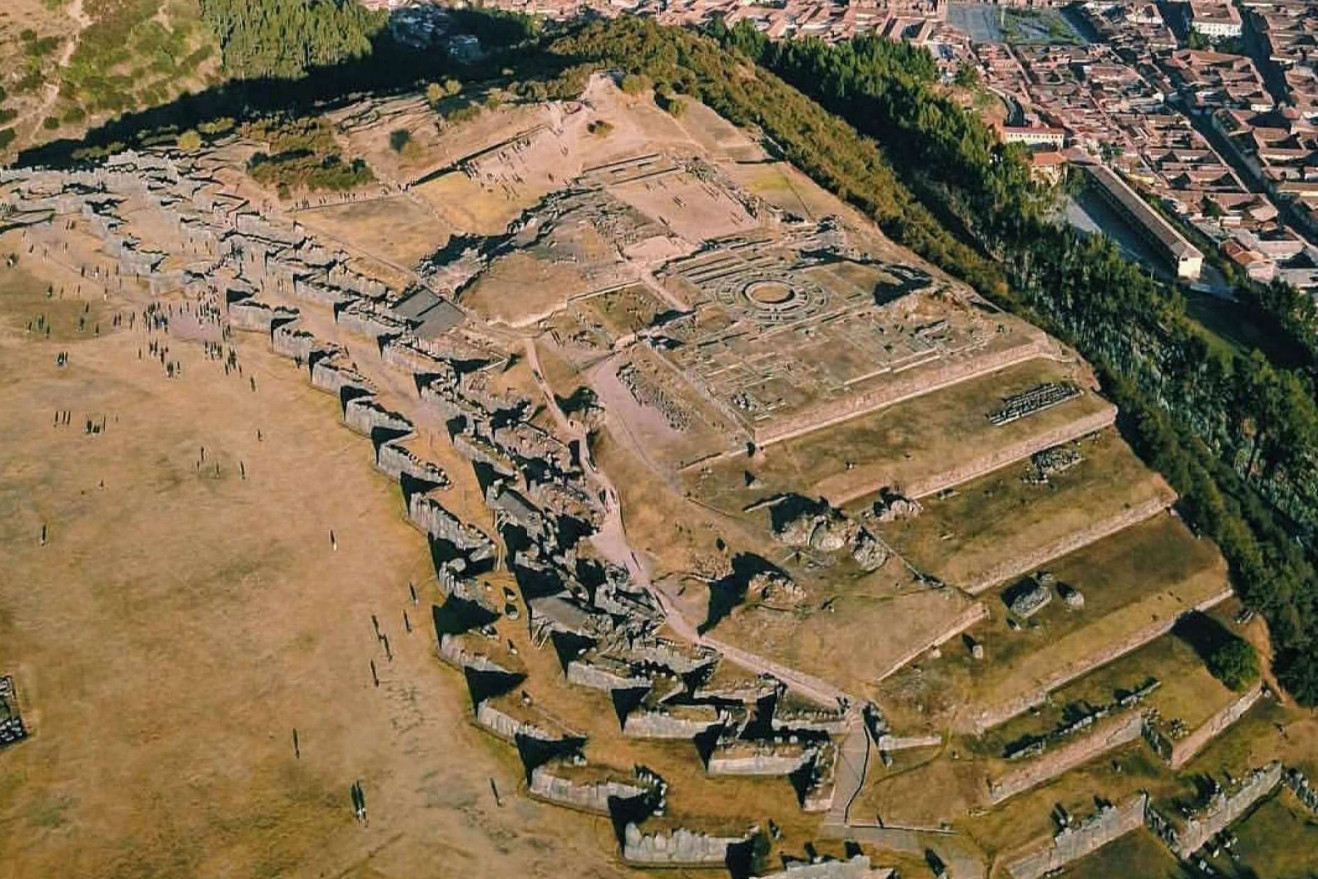 Sacsayhuamán, el guardián de piedra que conquista Cusco