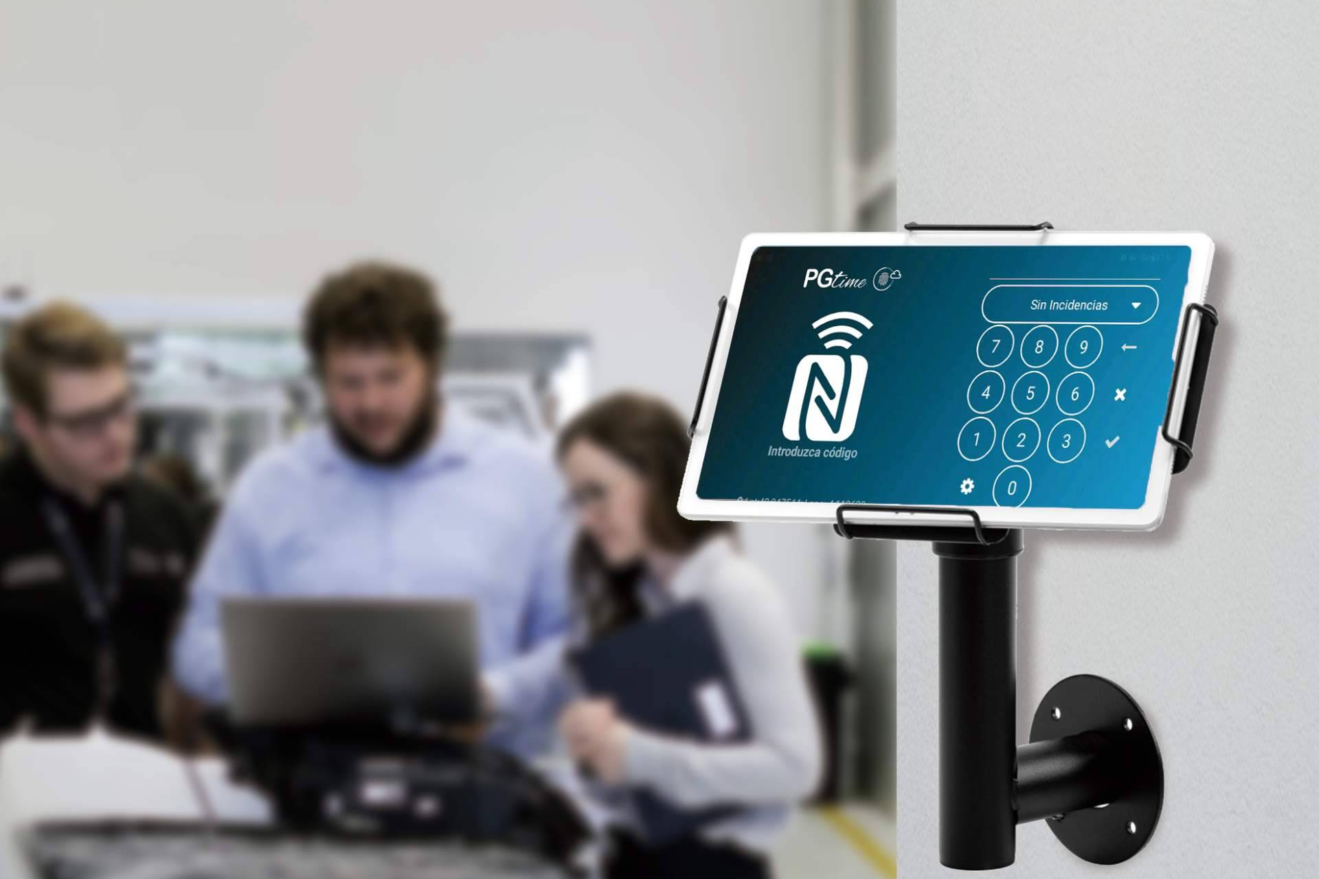 Del papel al registro digital; la evolución del control horario en el entorno laboral