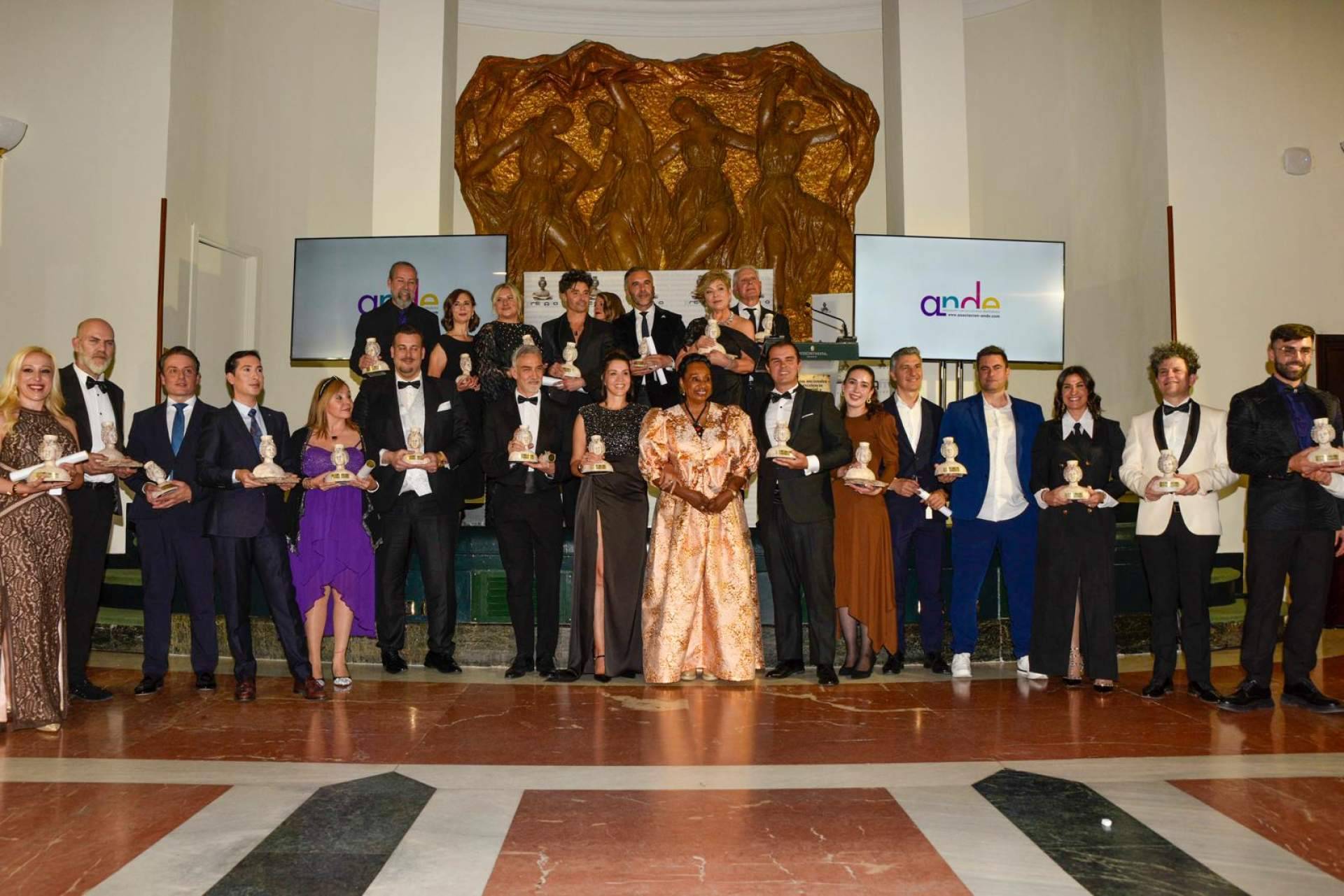 María Castillo recibe el Premio a la Excelencia empresarial y Profesional en Artes Escénicas 2026