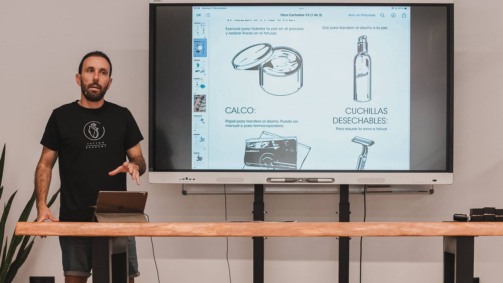 Por qué aprender a tatuar requiere práctica real en un curso presencial