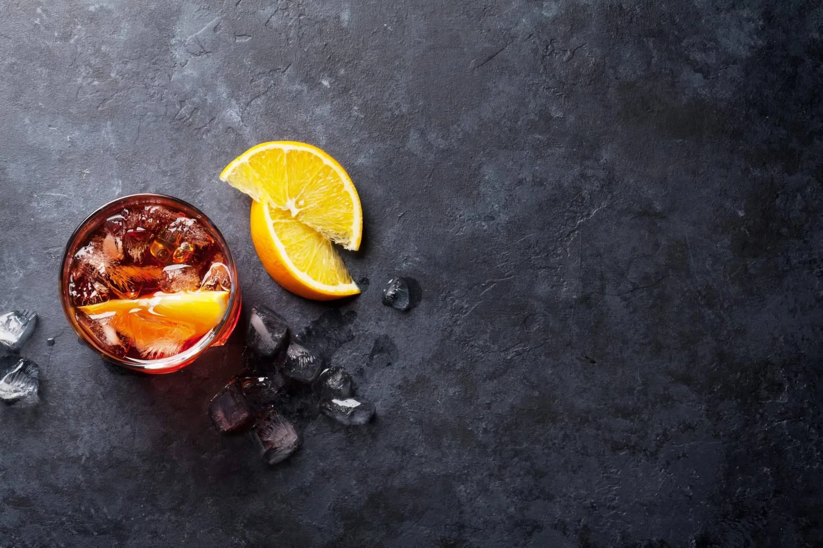 Del espresso tonic al affogato; cinco tendencias de café frío que marcan el verano